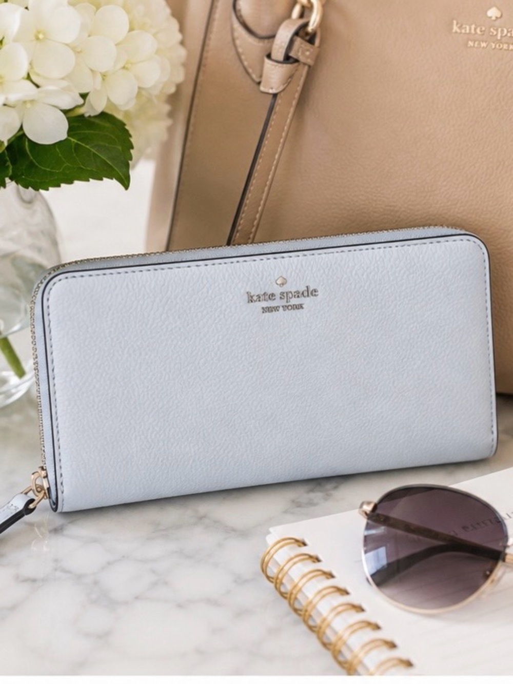 Kate Spade Light Blue
Pebbled Leather Zip Around
Wallet NWT